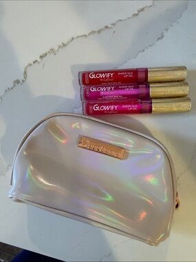 SENEGENCE Glowify Sheer Silk Lip Oil Trio with Holographic Cosmetic Bag